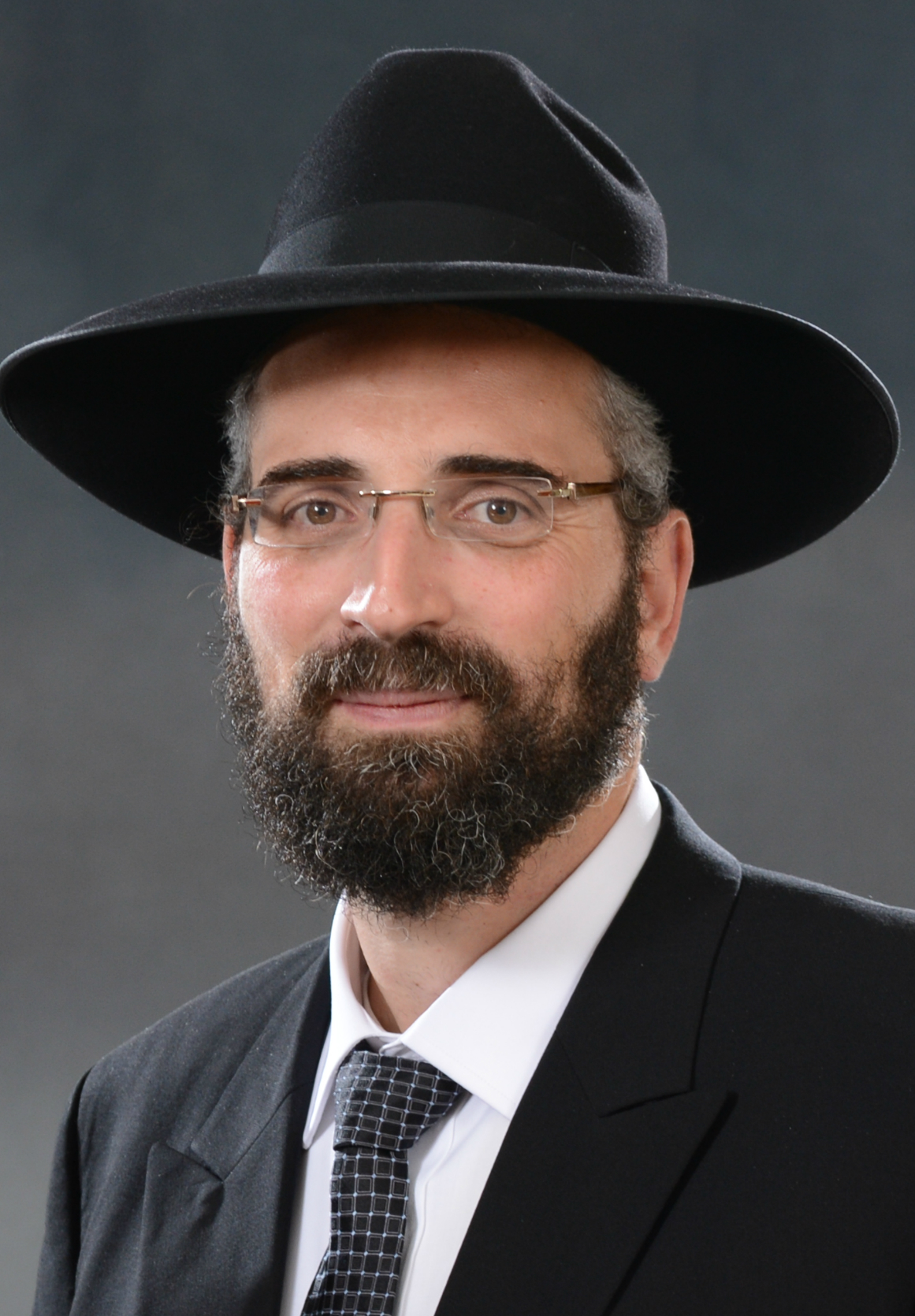 הרב הגאון אברהם צבי לבנון שליט"א